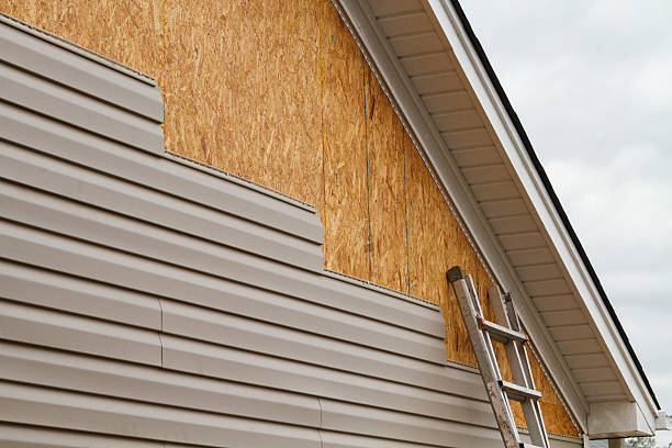 24/7 Emergency Vinyl Siding experts in La Belle, PA
